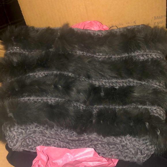 Buji Baja Rabbit Snood/Neck Warmer Gray - Picture 3 of 3